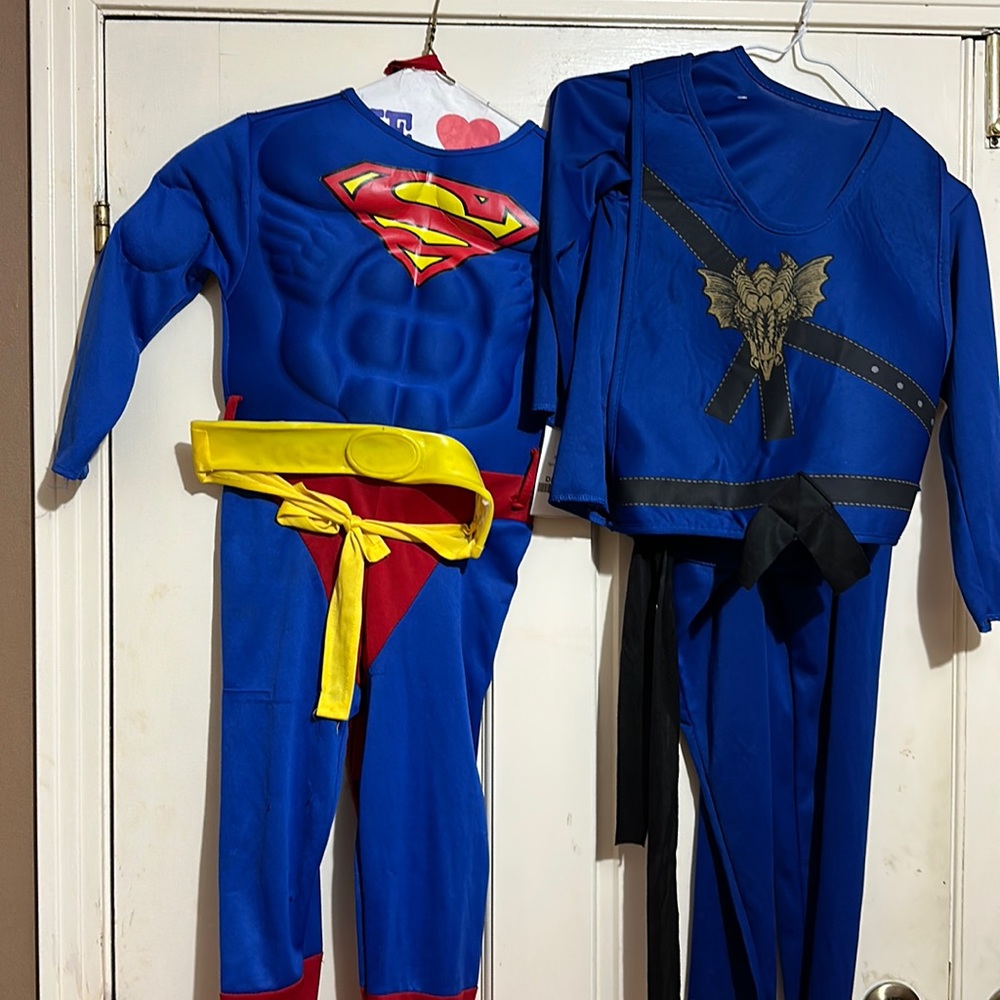 Superman and Blue Avengers ninja costume play condition size 5
